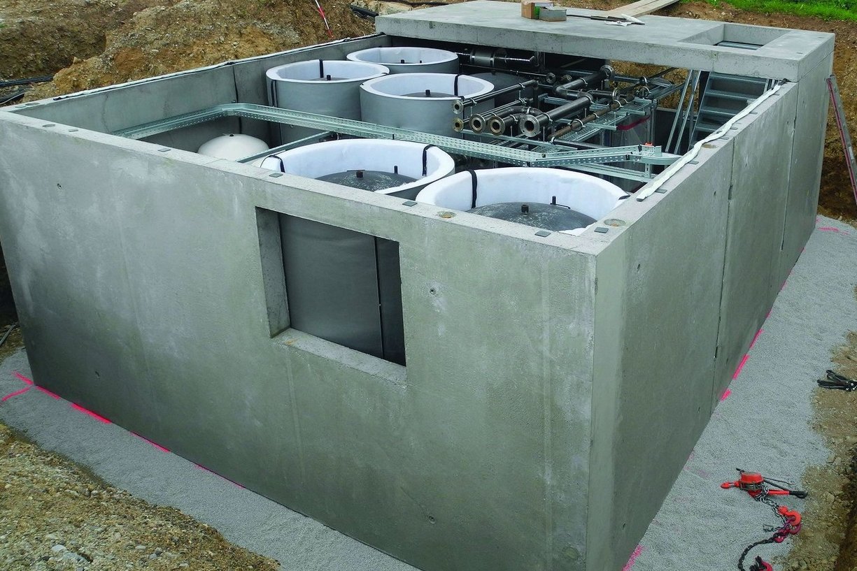 Im Ground Cube ist neben der Heizungstechnik die gesamte Gebäudetechnik vorinstalliert. Ground Cube für Gebäudetechnik