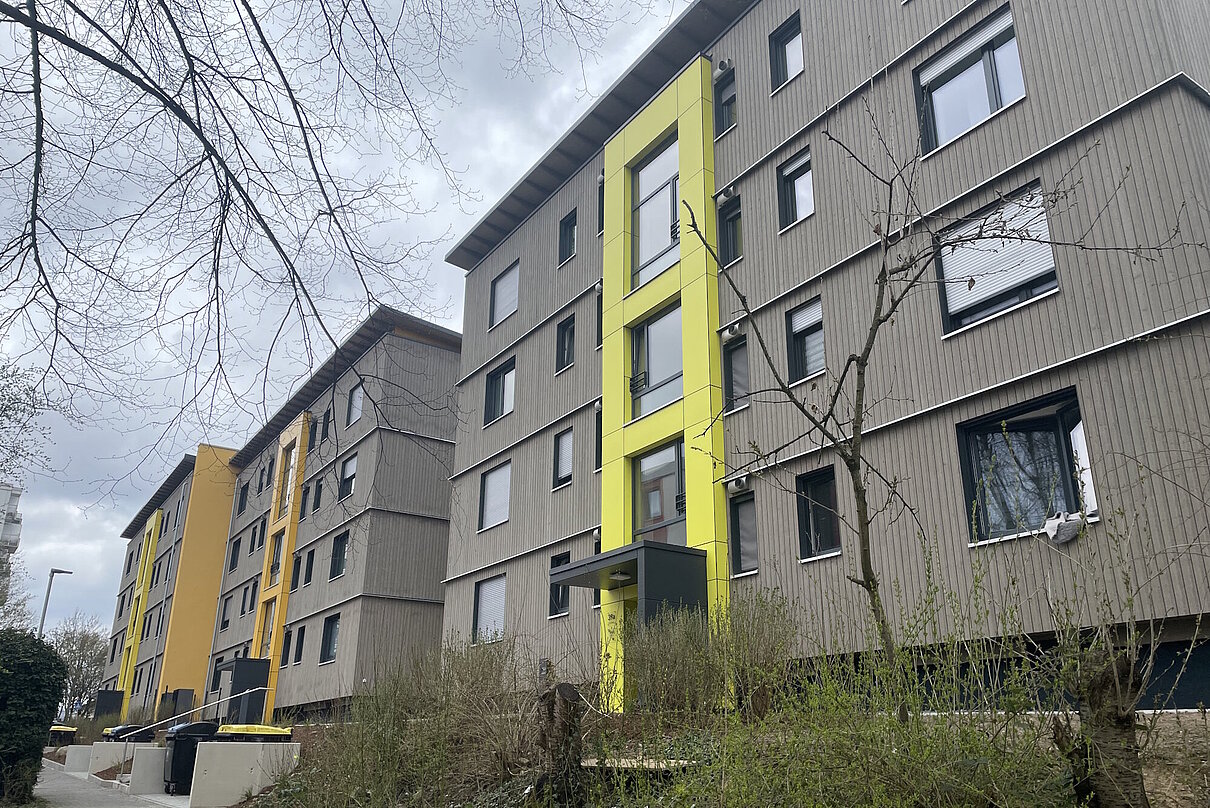 Mehrfamilienhaus viergeschossig, saniert.